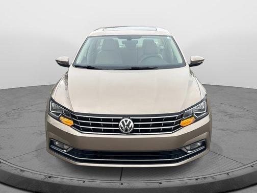 2016 Volkswagen Passat 1.8T SE