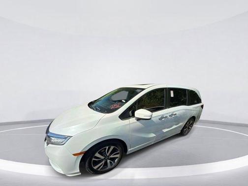 Platinum White Pearl 2023 Honda Odyssey Touring