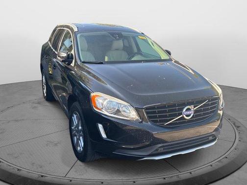 2015 Volvo XC60 T5 Drive-E Premier
