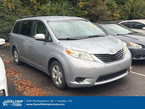 2014 Toyota Sienna LE