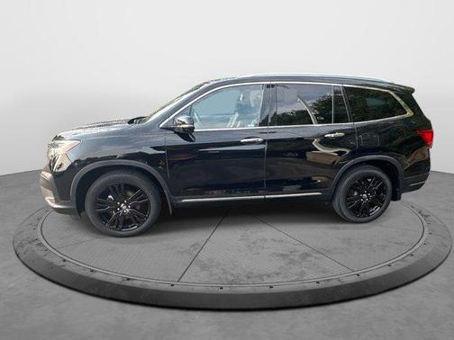 2022 Honda Pilot Touring 7-Passenger
