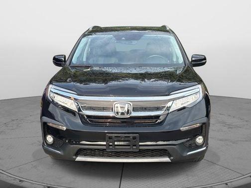 2022 Honda Pilot Touring 7-Passenger