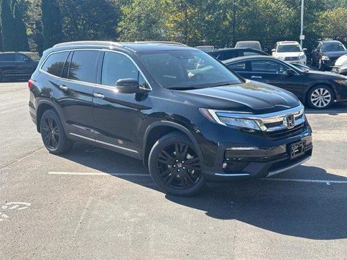2022 Honda Pilot Touring 7-Passenger