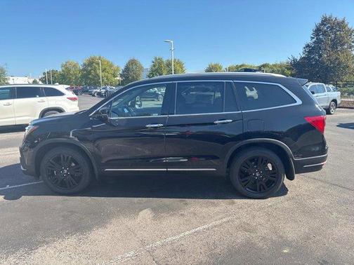 2022 Honda Pilot Touring 7-Passenger