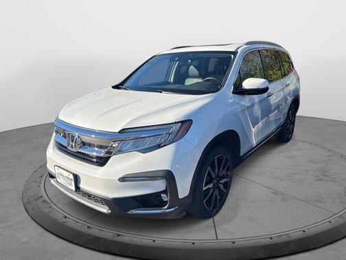 2022 Honda Pilot Touring 7-Passenger