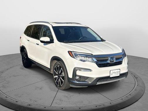 2022 Honda Pilot Touring 7-Passenger