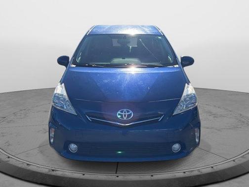 2013 Toyota Prius v Five