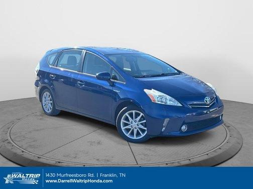 2013 Toyota Prius v Five