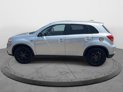 2018 Mitsubishi Outlander Sport LE
