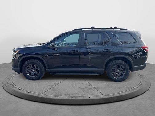 2023 Honda Pilot TrailSport