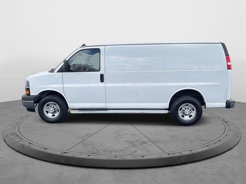 2022 Chevrolet Express 2500 Work Van