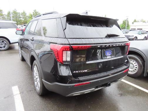 Agate Black Metallic 2026 Ford Explorer Active
