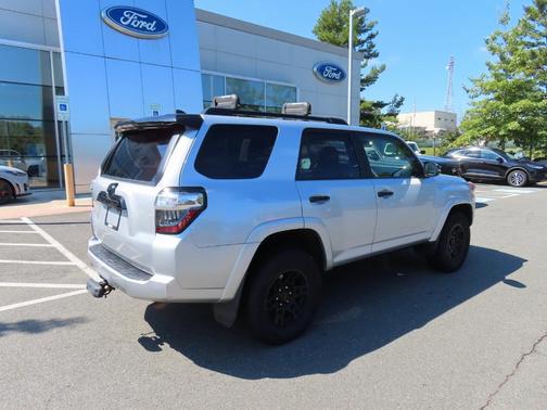 2021 Toyota 4Runner Venture