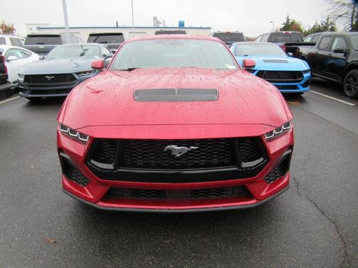 Rapid Red Metallic Tinted Clearcoat 2024 Ford Mustang GT