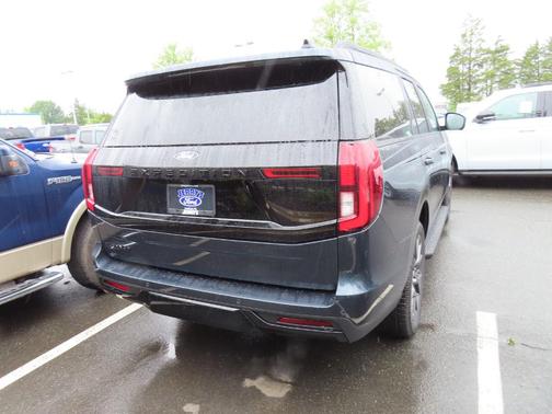 Stone Blue Metallic 2026 Ford Expedition Platinum