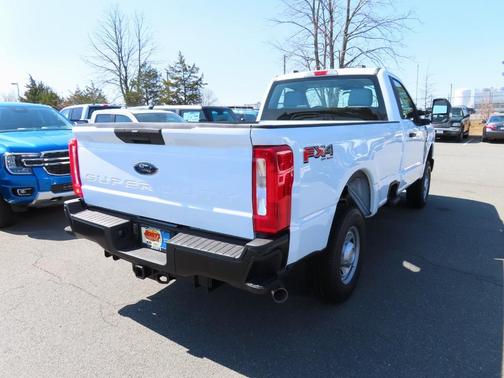 2025 Ford F-250 XL
