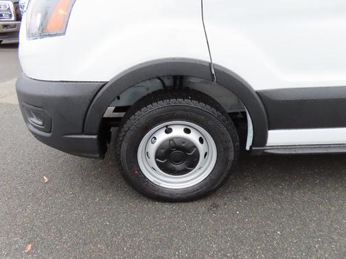 2026 Ford Transit-250 148 WB Medium Roof Cargo