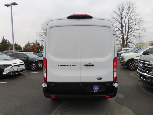 2026 Ford Transit-250 148 WB Medium Roof Cargo
