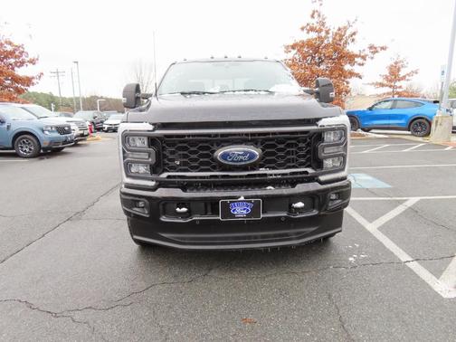 2023 Ford F-350 Lariat Super Duty