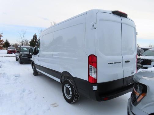 2026 Ford Transit-250 148 WB Medium Roof Cargo