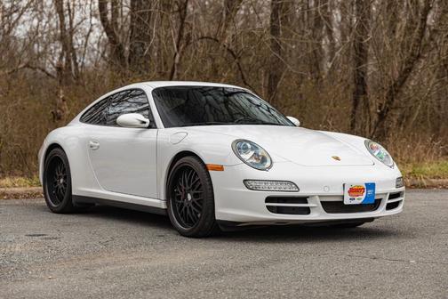 Photo 5 of 43 of 2007 Porsche 911 Carrera 4S