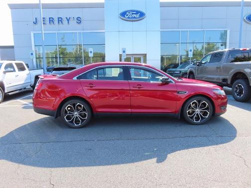2013 Ford Taurus SHO