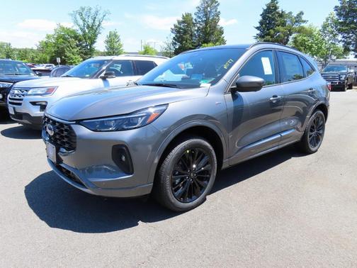 2025 Ford Escape ST-Line Elite