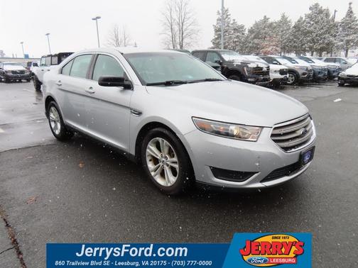 2016 Ford Taurus SE