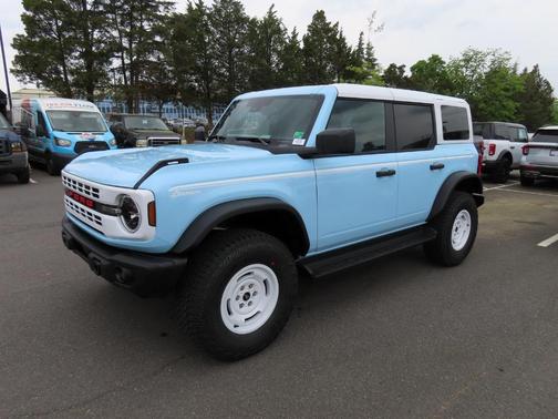 2025 Ford Bronco Heritage Edition