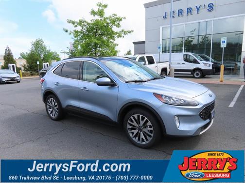 2022 Ford Escape Titanium