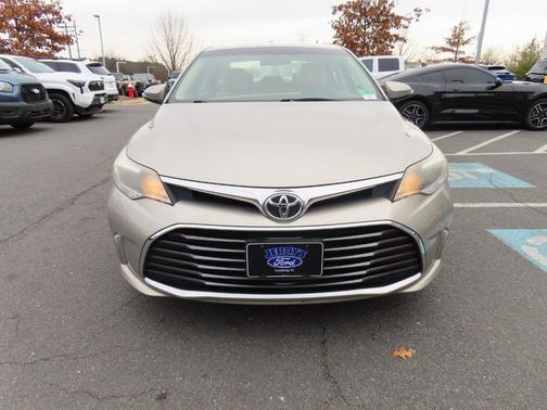 2016 Toyota Avalon XLE Plus