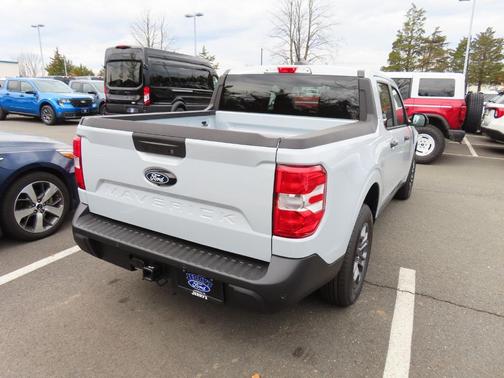 Space White Metallic 2026 Ford Maverick XLT