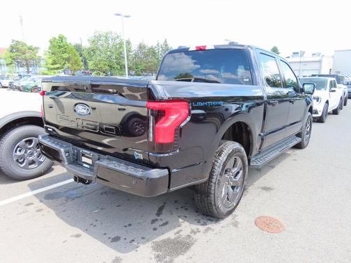 2025 Ford F-150 Lightning Flash