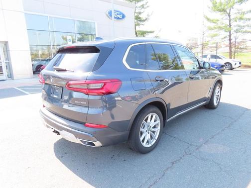 Arctic Gray Metallic 2019 BMW X5 xDrive40i