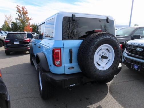 2025 Ford Bronco Heritage Edition