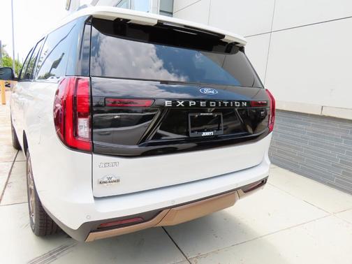 2025 Ford Expedition King Ranch