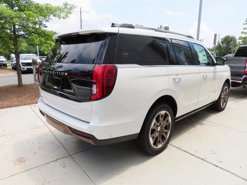 2025 Ford Expedition King Ranch