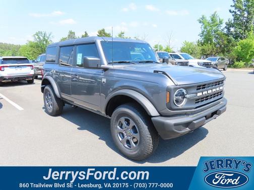 Carbonized Gray Metallic 2026 Ford Bronco Big Bend