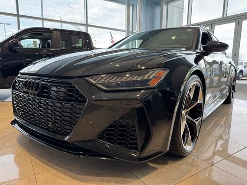 2025 Audi RS 6 Avant 4.0T quattro performance