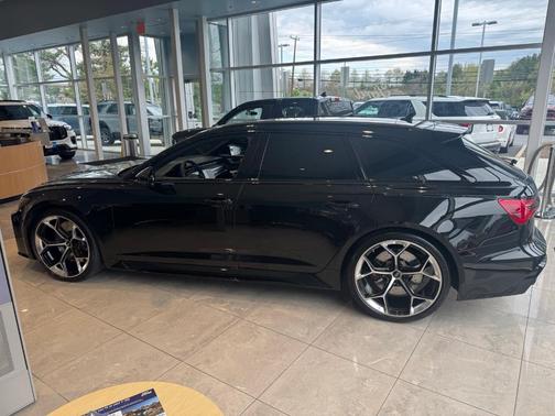 2025 Audi RS 6 Avant 4.0T quattro performance