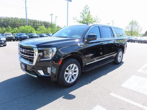 2022 GMC Yukon XL SLT