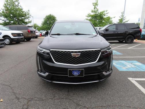 Stellar Black Metallic 2023 Cadillac XT6 Premium Luxury AWD