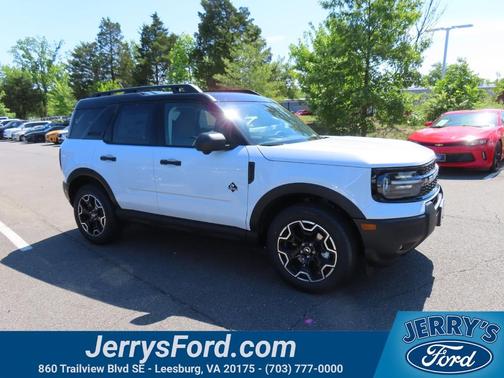 Oxford White 2026 Ford Bronco Sport Outer Banks