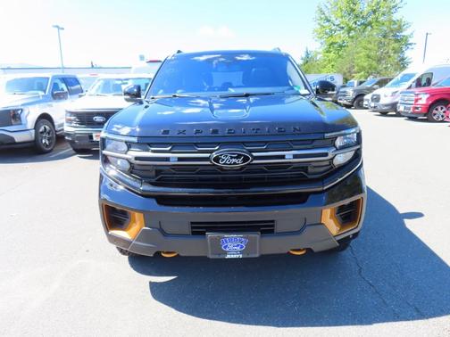 2025 Ford Expedition Tremor