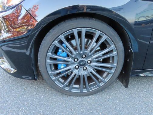 2017 Ford Focus RS Base