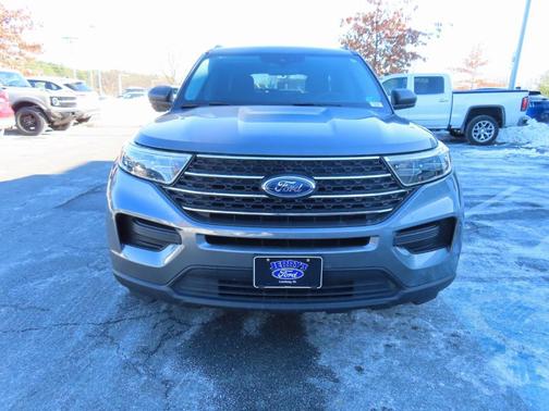Carbonized Gray Metallic 2024 Ford Explorer XLT