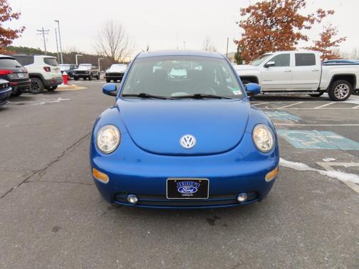 2004 Volkswagen New Beetle GLS 1.8T