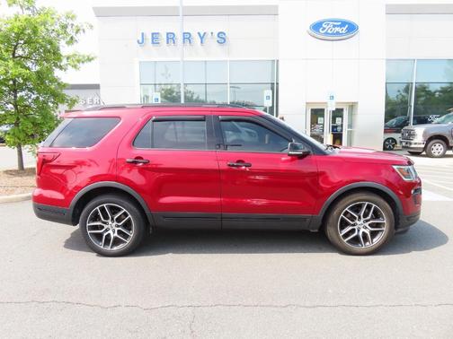 2018 Ford Explorer sport