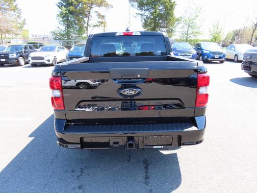 2025 Ford Maverick Lobo Standard