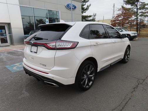 2016 Ford Edge Sport
